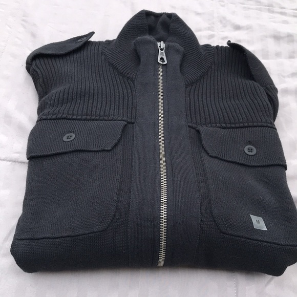 NWT!!! EXPRESS Full- Zip front, mock neck sweater. Size M . Color Black . - Picture 4 of 6